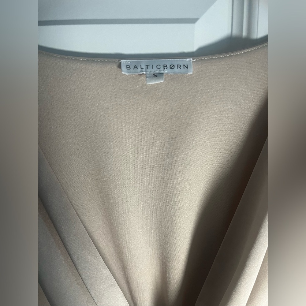 Baltic Børn Poppy Satin Midi Dress Champagne Size Small - Picture 4 of 6